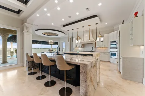 6 Waterford Oaks Lane Kemah TX 77565