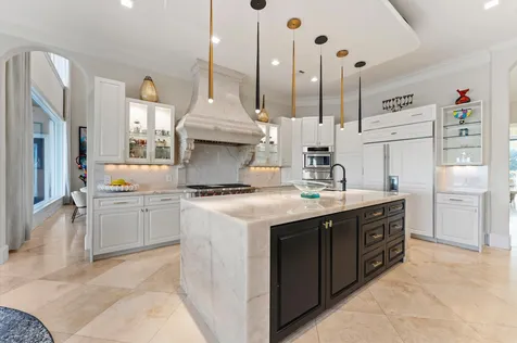 6 Waterford Oaks Lane Kemah TX 77565