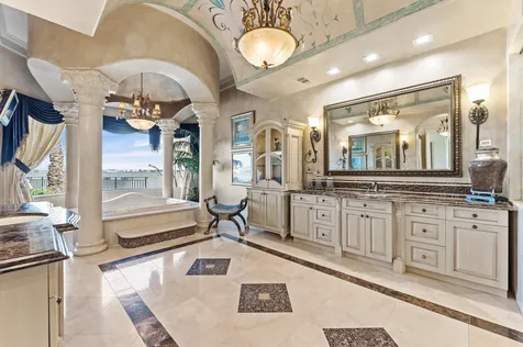 6 Waterford Oaks Lane Kemah TX 77565