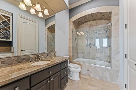 6 Waterford Oaks Lane Kemah TX 77565