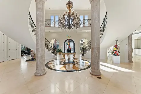 6 Waterford Oaks Lane Kemah TX 77565