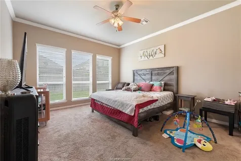 2523 Warkworth Lane College Station TX 77845