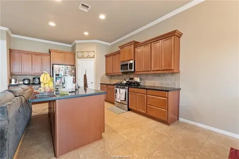 2523 Warkworth Lane College Station TX 77845
