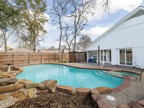 2006 Carriage Court Richmond TX 77406
