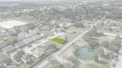 12 Becca Court Brookshire TX 77423