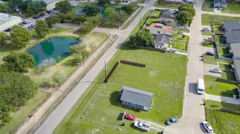 12 Becca Court Brookshire TX 77423