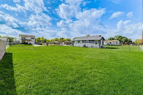 12 Becca Court Brookshire TX 77423