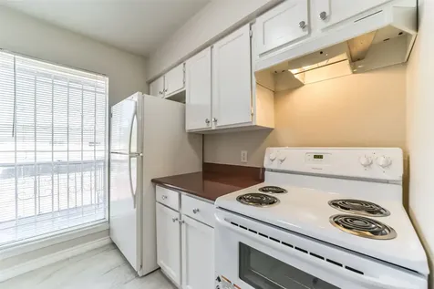 6202 Skyline Drive 44 Houston TX 77057