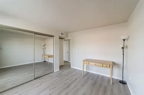 6202 Skyline Drive 44 Houston TX 77057