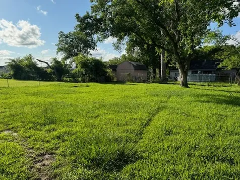 1208 Glendale Street Dayton TX 77535