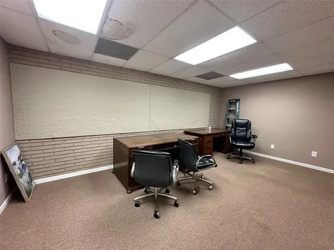 120 S Charlton Street Woodville TX 75979