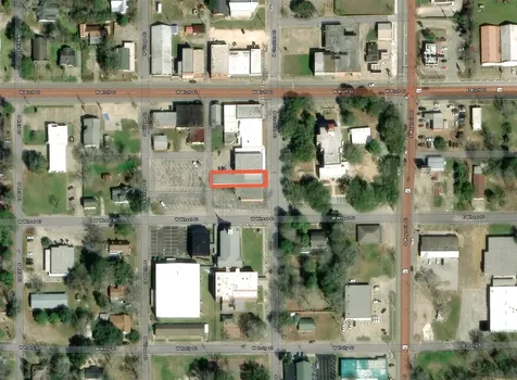 120 S Charlton Street Woodville TX 75979