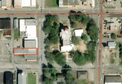 120 S Charlton Street Woodville TX 75979