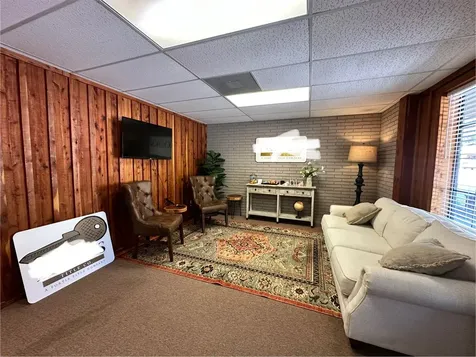 120 S Charlton Street Woodville TX 75979