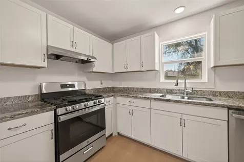 3209 Mccrarey Drive Houston TX 77088