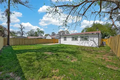 3209 Mccrarey Drive Houston TX 77088