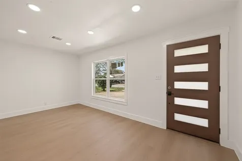 3209 Mccrarey Drive Houston TX 77088