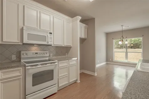 249 Broadmoor Drive Huntsville TX 77340