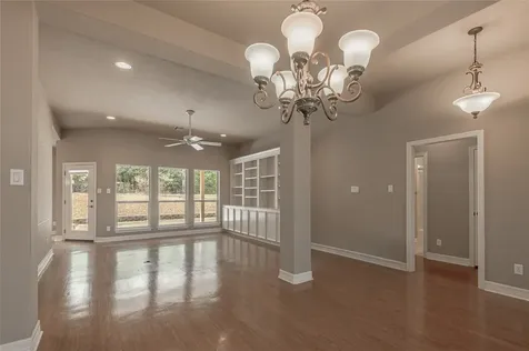 249 Broadmoor Drive Huntsville TX 77340