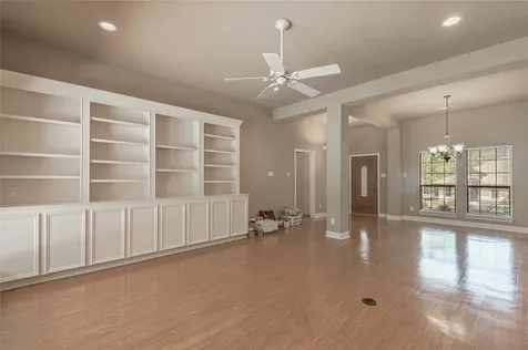 249 Broadmoor Drive Huntsville TX 77340