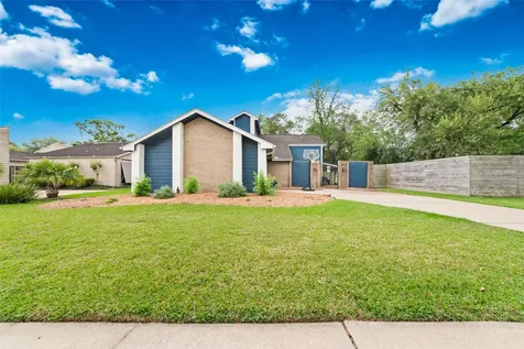 16374 Larkfield Drive Houston TX 77059