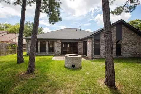 415 Abbott Circle Sugar Land TX 77498