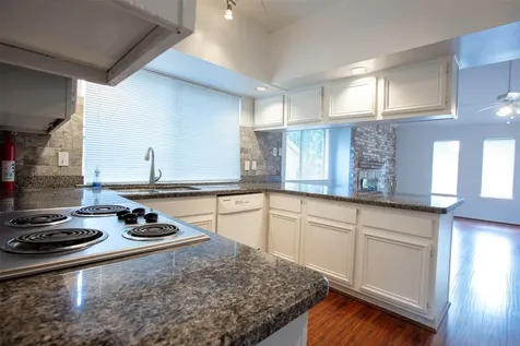 415 Abbott Circle Sugar Land TX 77498