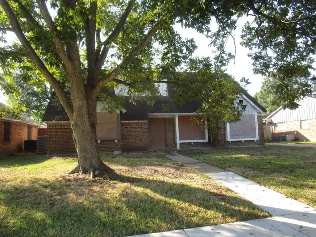 146 Ravenhead Drive Houston TX 77034