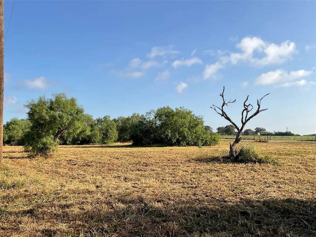 1932 Old Goliad Road Cuero TX 77954