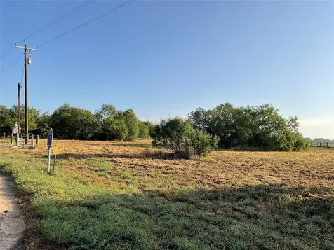 1932 Old Goliad Road Cuero TX 77954