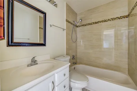2927 Great Lakes Avenue Sugar Land TX 77479