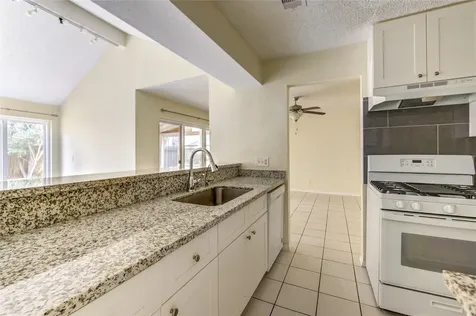2927 Great Lakes Avenue Sugar Land TX 77479