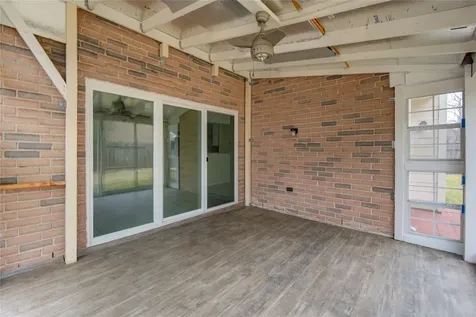 2927 Great Lakes Avenue Sugar Land TX 77479