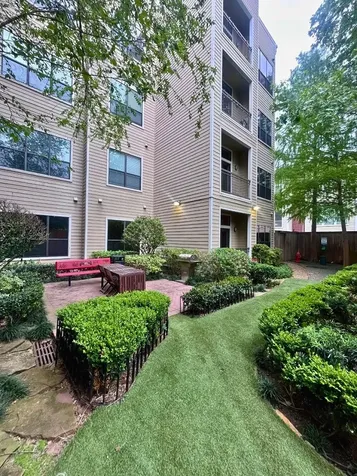 400 Mcgowen Street 3207 Houston TX 77006