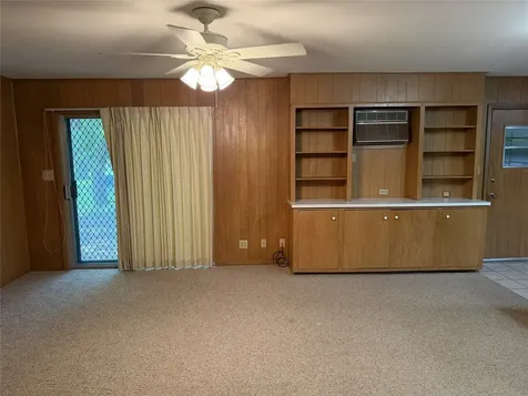 701 Herder Avenue Schulenburg TX 78956