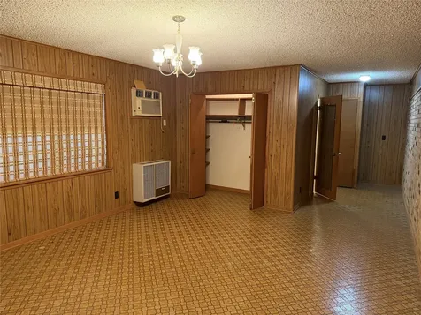 701 Herder Avenue Schulenburg TX 78956