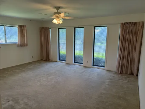 701 Herder Avenue Schulenburg TX 78956