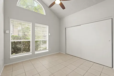 6319 Southwood Court N Houston TX 77035