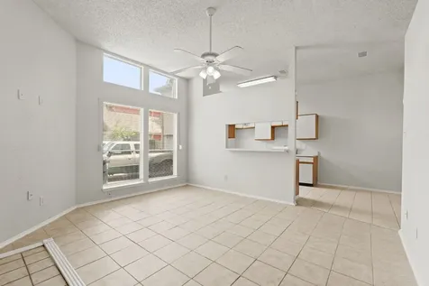 6319 Southwood Court N Houston TX 77035