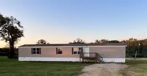 133 Country Oaks Street Brazoria TX 77422
