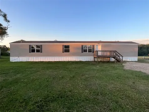 133 Country Oaks Street Brazoria TX 77422
