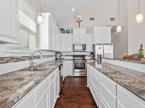 1922 Blue Water Highway Surfside Beach TX 77541