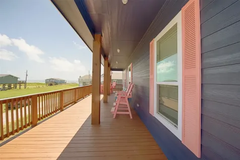 1922 Blue Water Highway Surfside Beach TX 77541