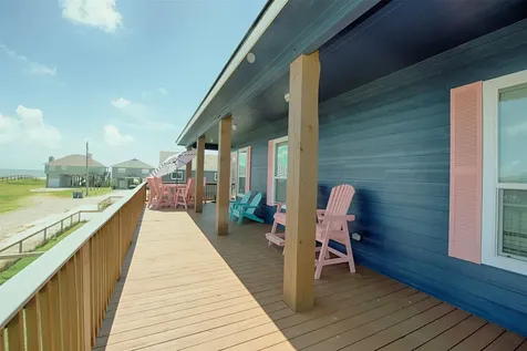 1922 Blue Water Highway Surfside Beach TX 77541