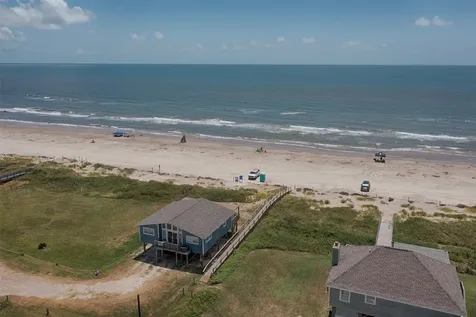 1922 Blue Water Highway Surfside Beach TX 77541