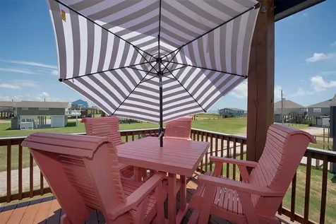 1922 Blue Water Highway Surfside Beach TX 77541