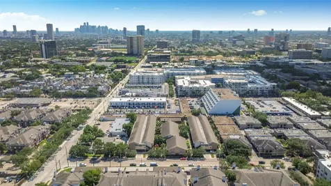 3131 Cummins Street 71 Houston TX 77027