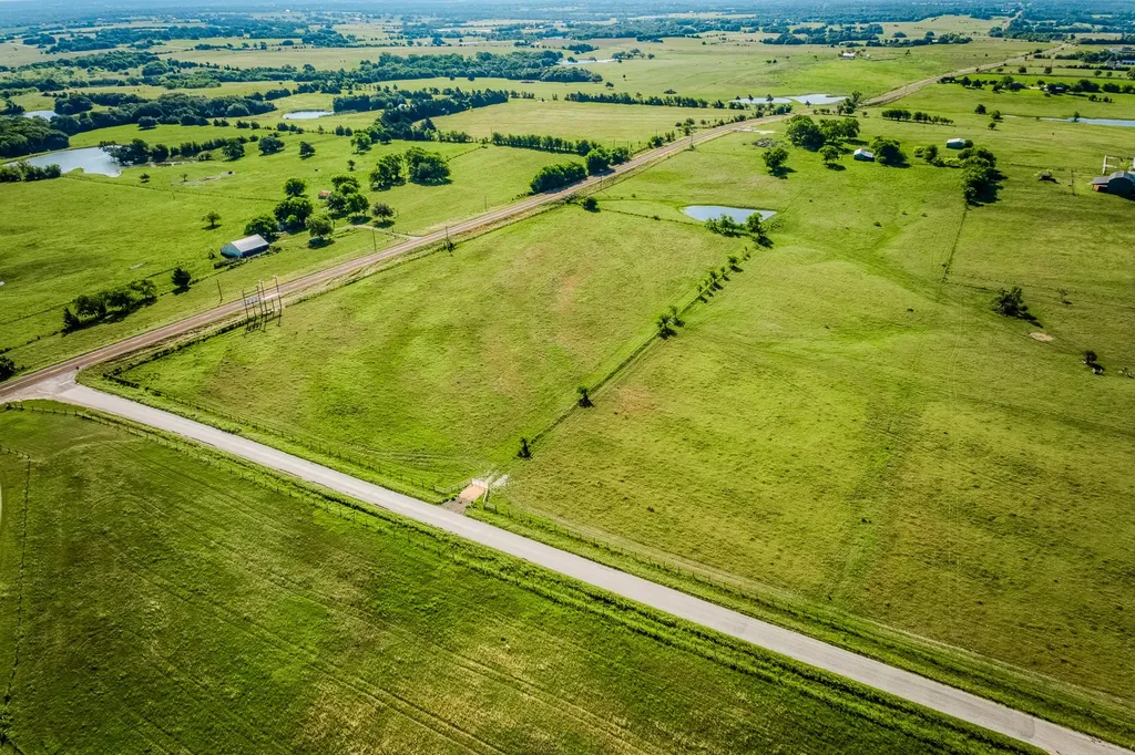 5005 Fuchs Road - Lot 3 Burton TX 77835