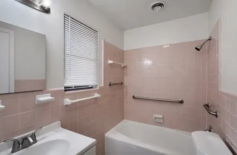 205 E Crestmont Drive Alvin TX 77511