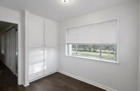 205 E Crestmont Drive Alvin TX 77511